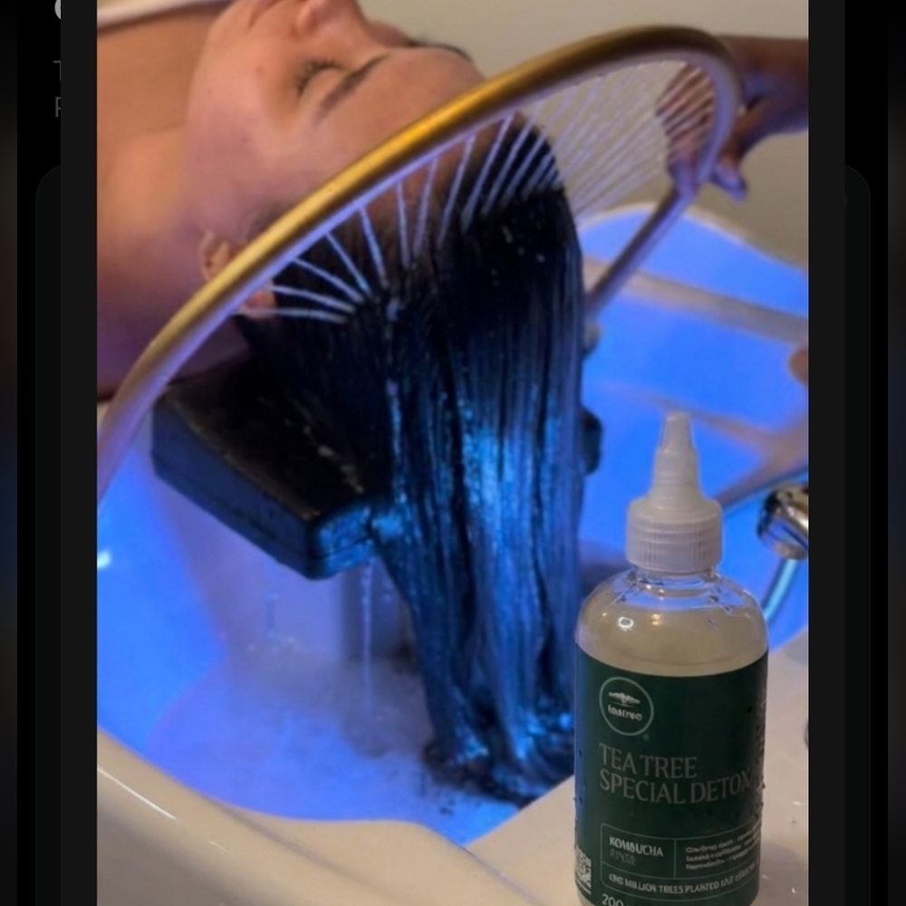Paul Mitchell Tea Tree Special Detox Kombucha Rinse - Green and White - Picture 2 of 2